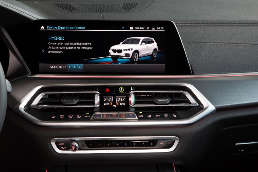 Детали интерьера BMW X5 xDrive45e iPerformance (G05) 2019 года  (WW) (фото 63 из 102)